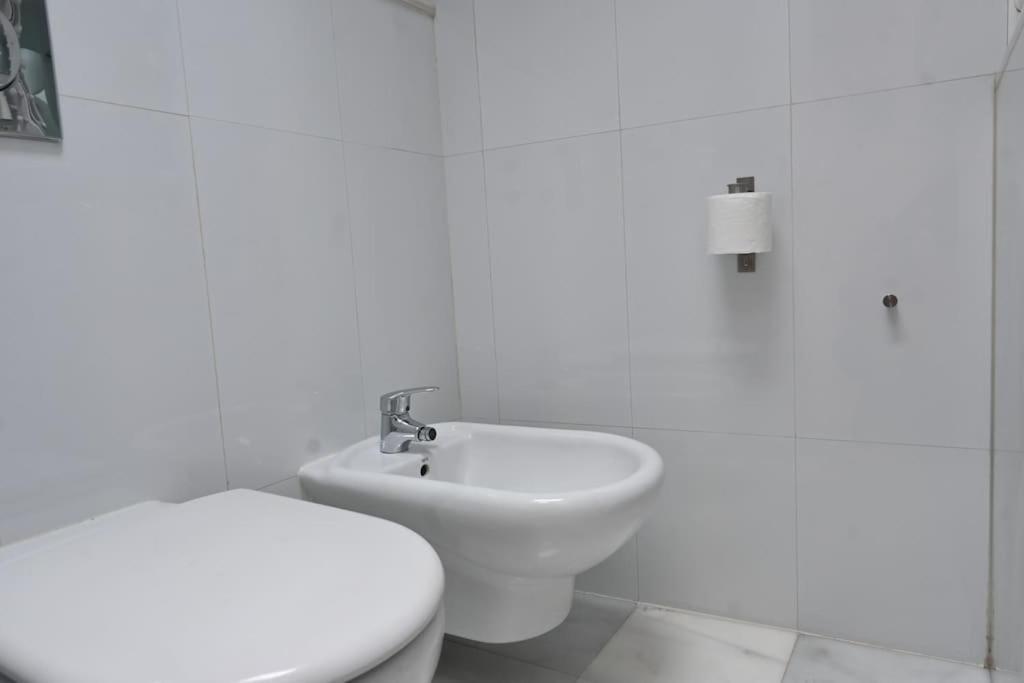For You Rentals Apartamento Temporal Con Encanto A Pocos Metros Del Sol Myr13 마드리드 외부 사진